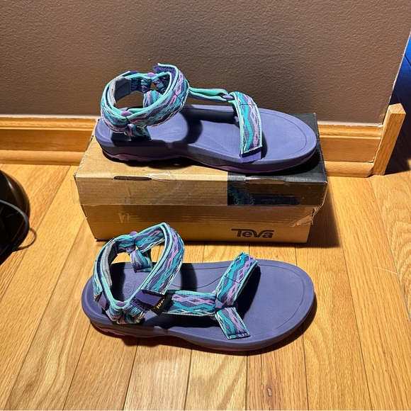 Teva Hurricane Walking Hiking Sandals Size 4 ( Big Girl) - Picture 7 of 14